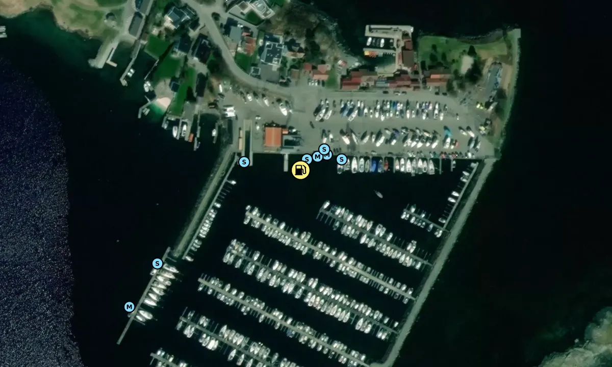 Satelite image of Drivstoff: Lundsvågen båtforening