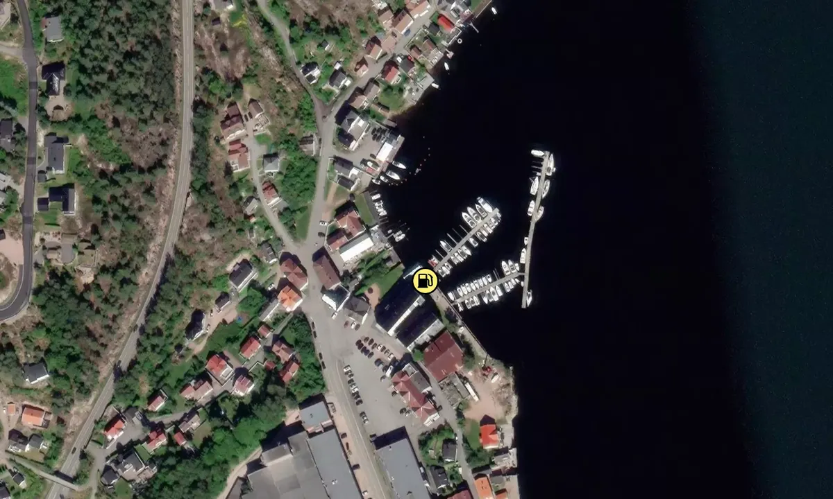 Satelite image of Drivstoff: Svelvik Marina