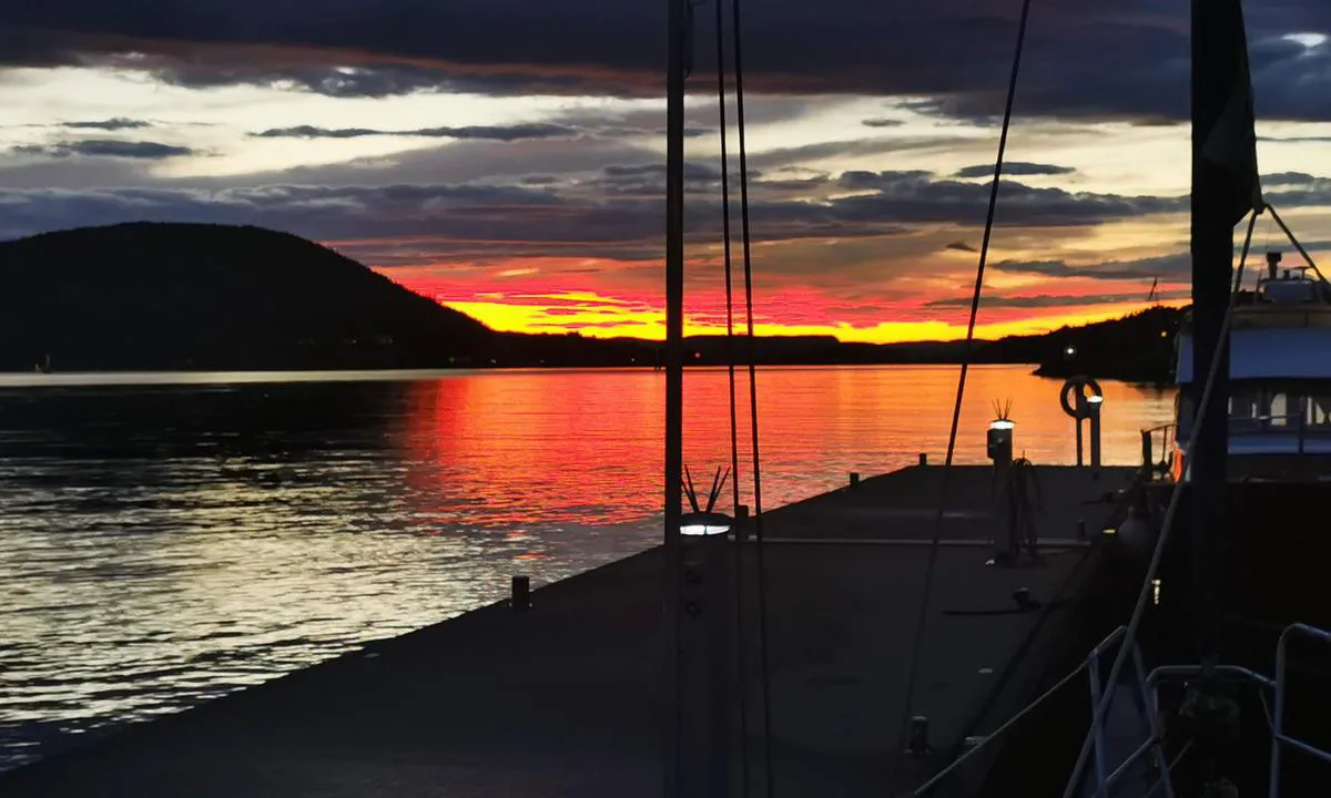 Drøbak Gjestehavn: {"base": "no", "no": "Dr\u00f8bak Gjestehavn", "se": "Dr\u00f8bak G\u00e4sthamn", "en": "Dr\u00f8bak Guest Harbor", "da": "Dr\u00f8bak G\u00e6stehavn"}