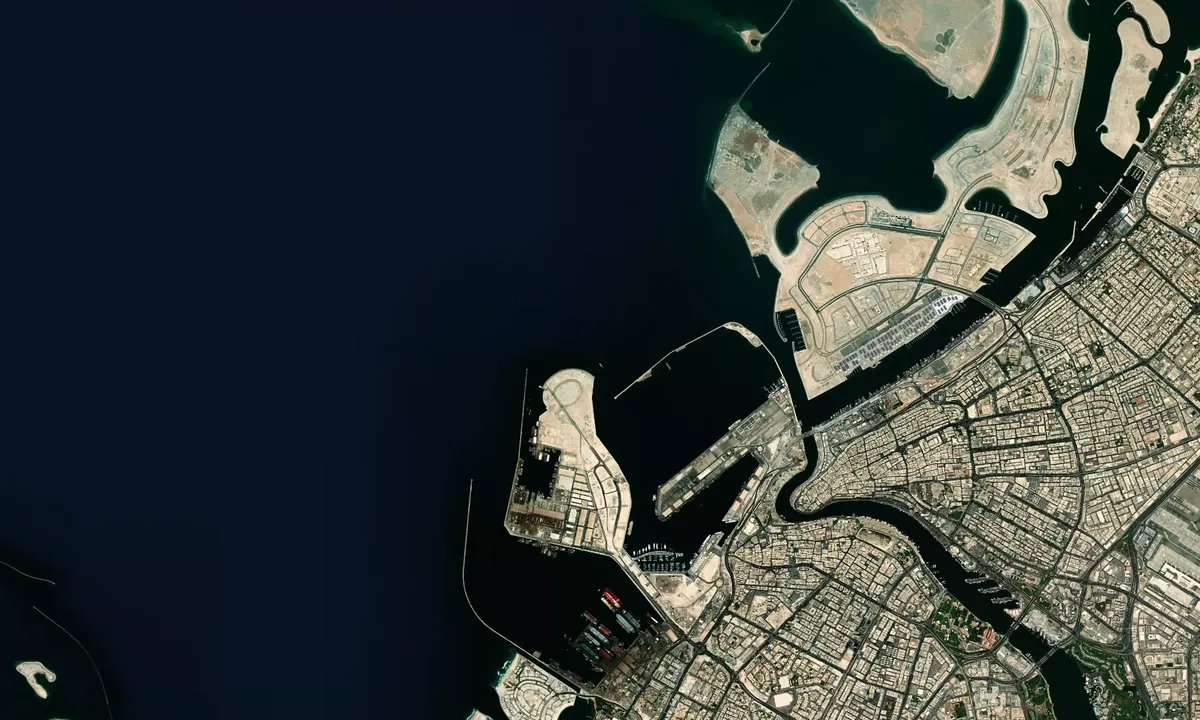 Flyfoto av Dubai Maritime City