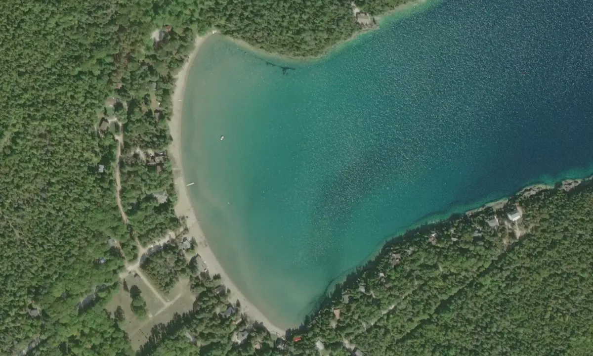 Flyfoto av Dunks Bay