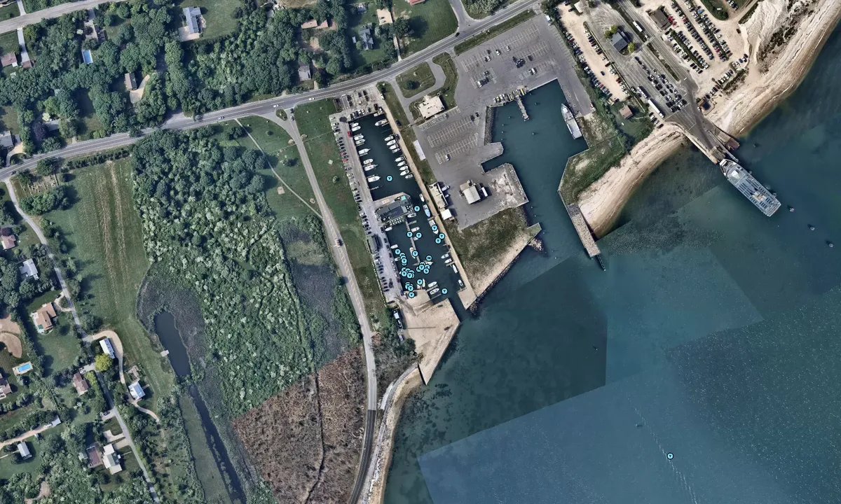 Flyfoto av Duryea's Orient Point