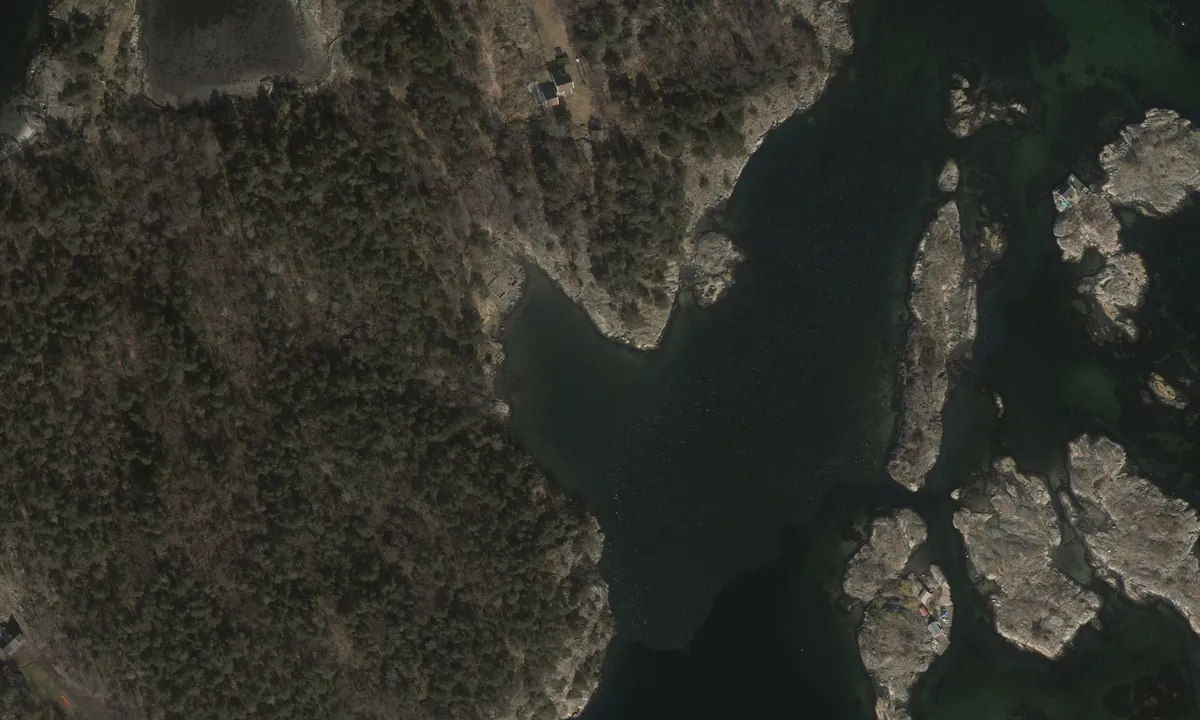 Flyfoto av Dynamittbukta Indre Maløya