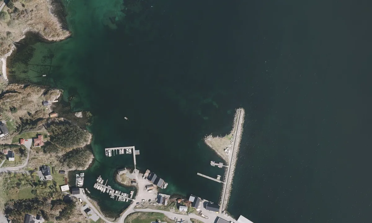 Flyfoto av Dyrvik Marina