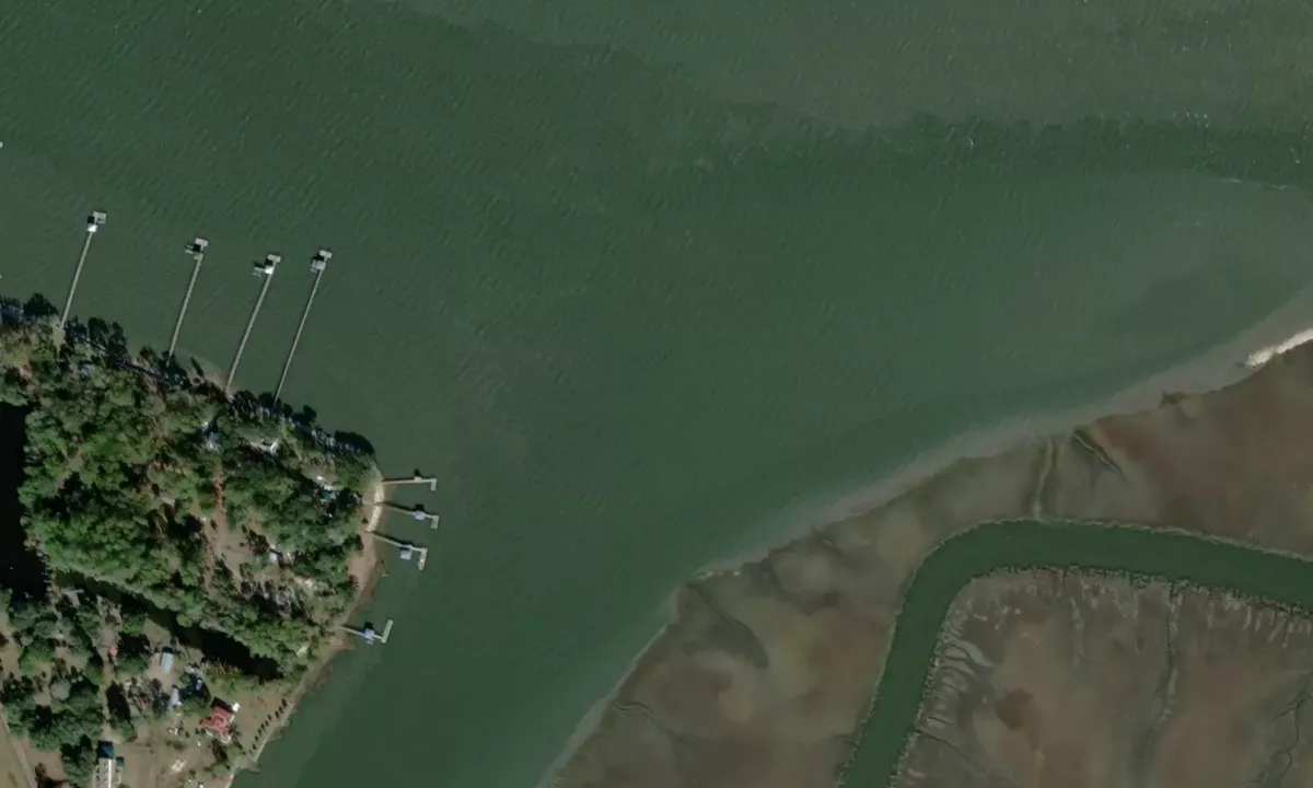 Flyfoto av Edding Creek Mouth
