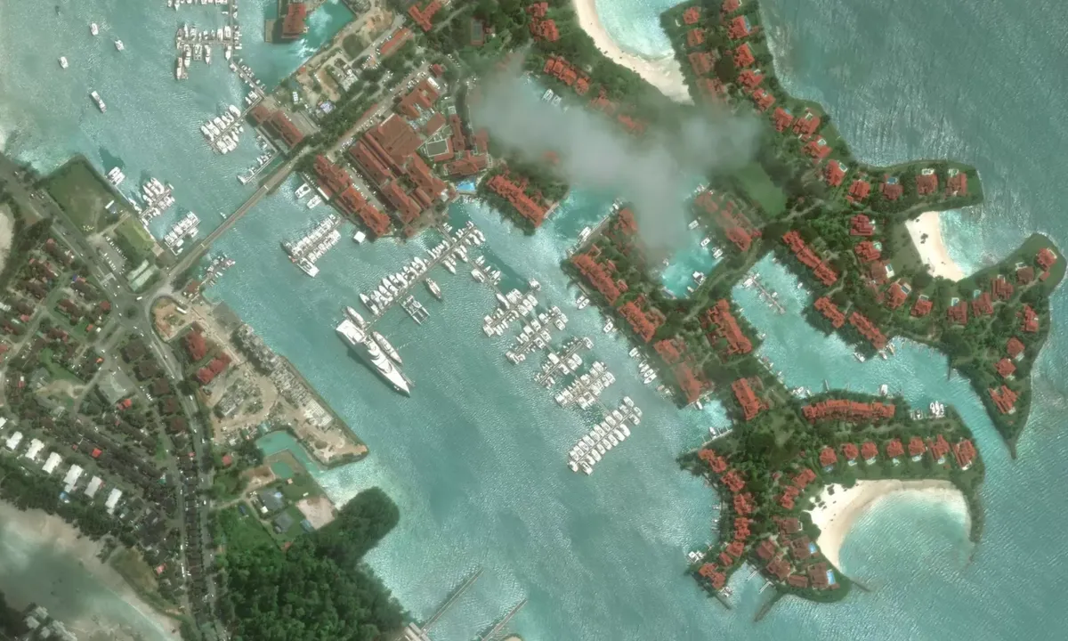 Flyfoto av Eden Island Marina