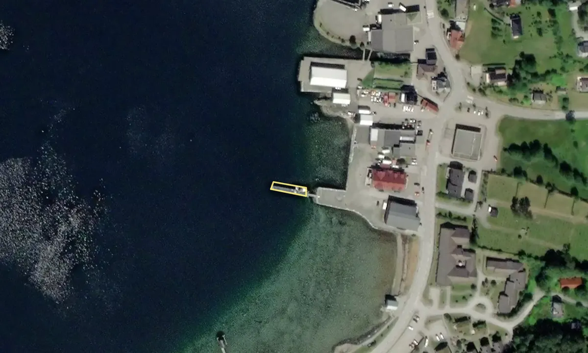 Flyfoto av Eikefjord