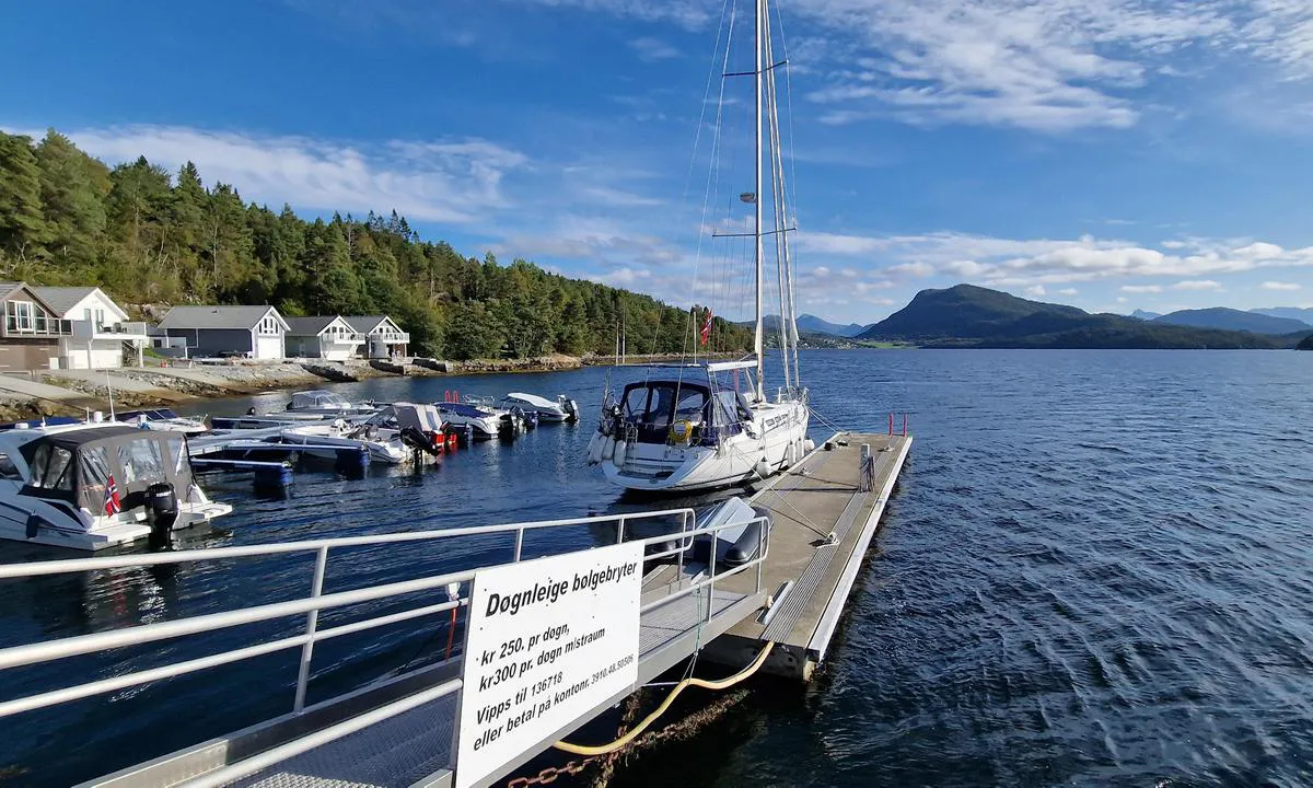 Eiteråvågen: {"base": "no", "no": "Betalingsinformasjon.", "se": "Betalinformation.", "en": "Payment information.", "da": "Betalingsinformation."}