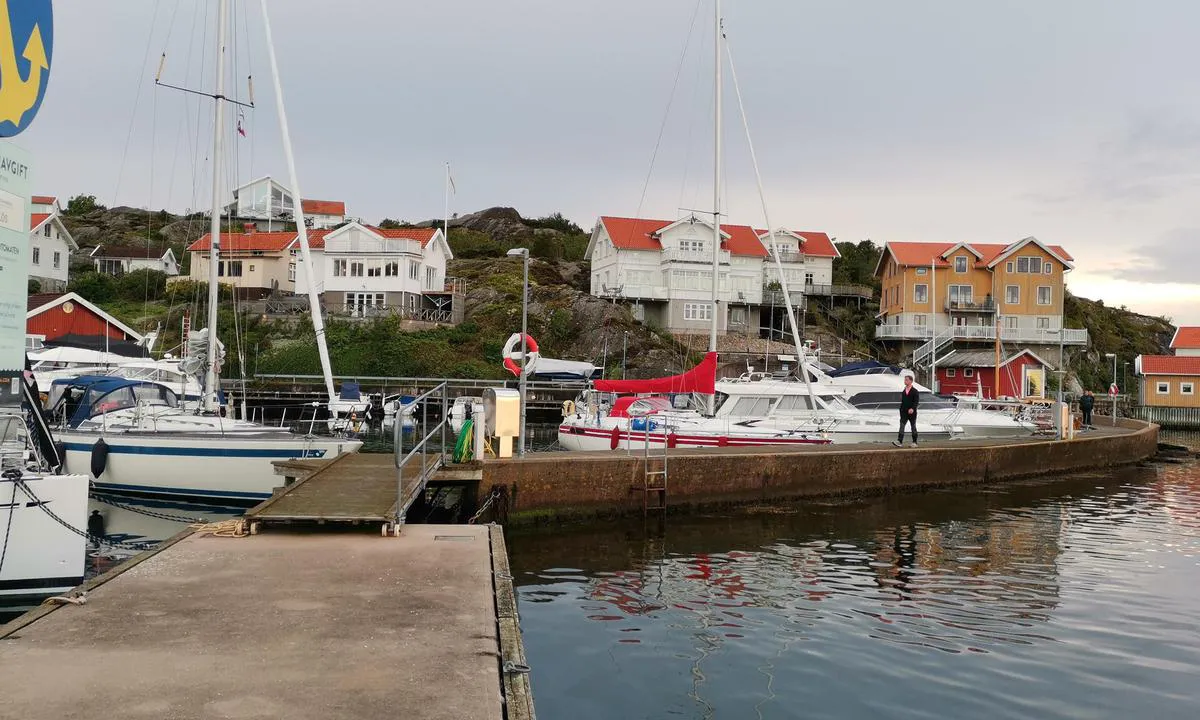 Gjestehavnen i Ellös sett fra ytre flytebrygge