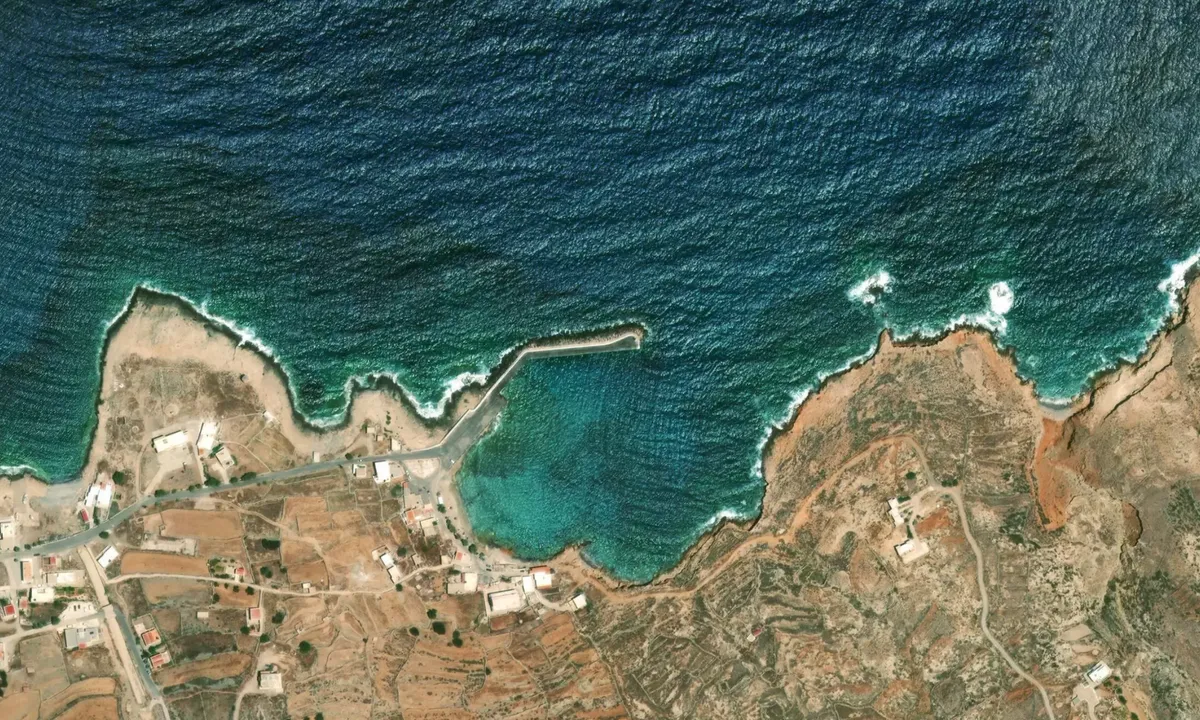 Flyfoto av Emporeios