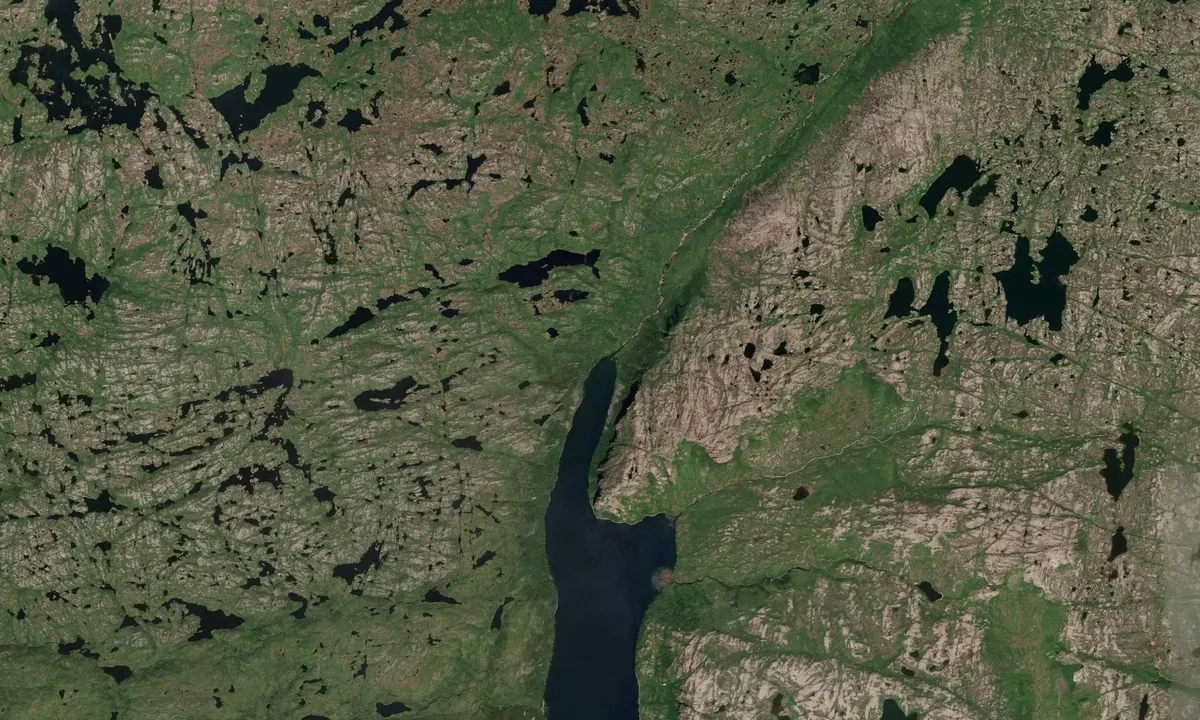 Flyfoto av End of the Fjord