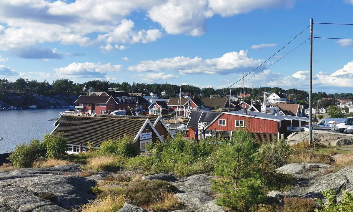 {"base": "no", "no": "Engelsviken", "se": "Engelsviken", "en": "Engelsviken", "da": "Engelsviken"}