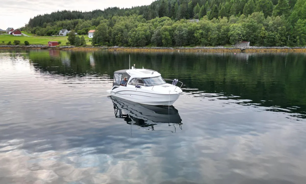 Ertesvågvågen: {"base": "no", "no": "Dronebilde 2023", "se": "Dr\u00f6narbild 2023", "en": "Drone image 2023", "da": "Dronebillede 2023"}