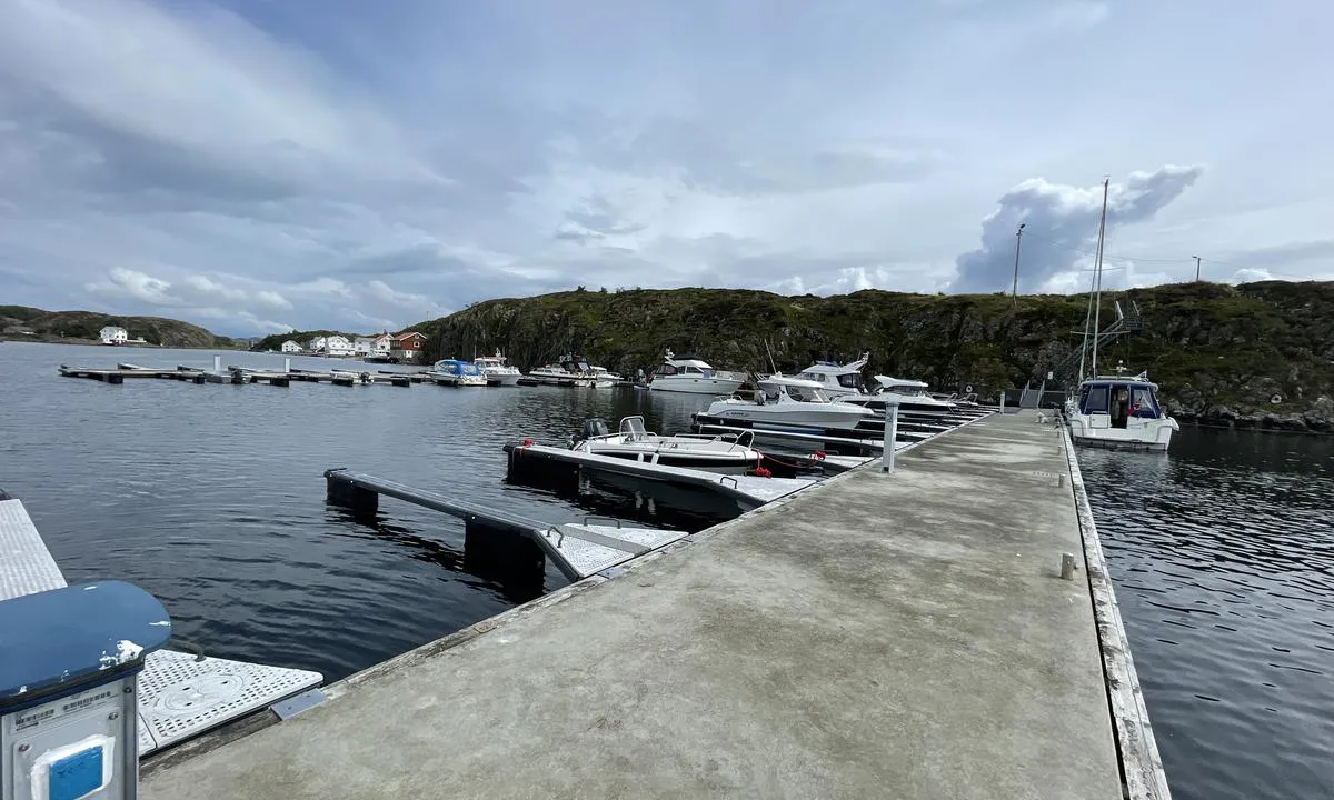 Espevær småbåthavn