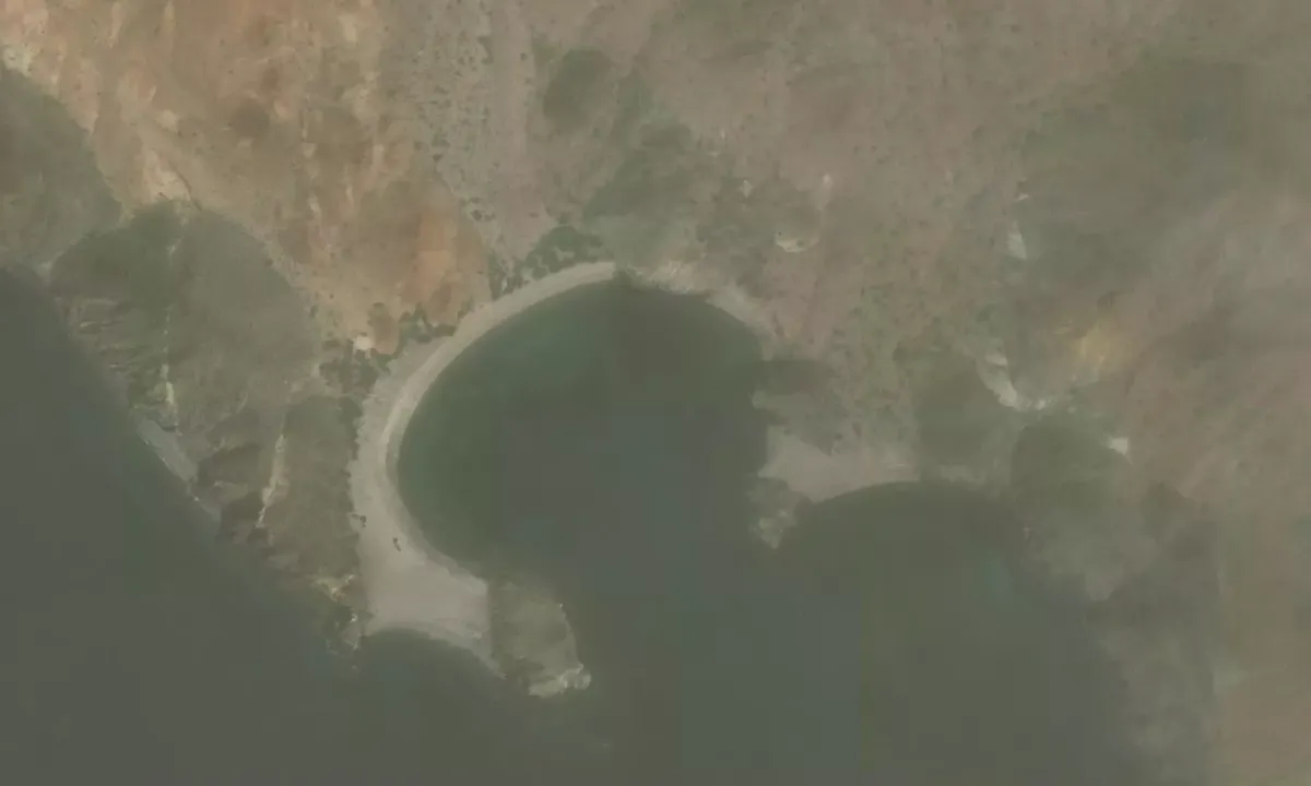 Satelite image of Esta Ton