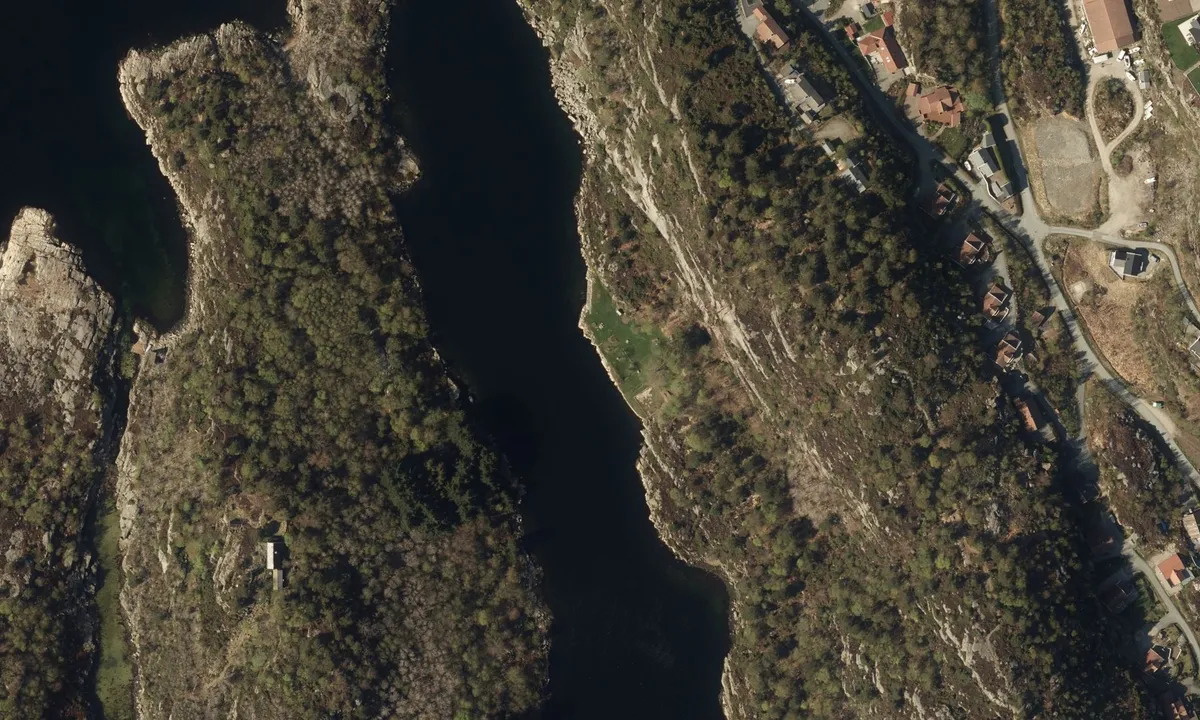 Flyfoto av Finnøysund