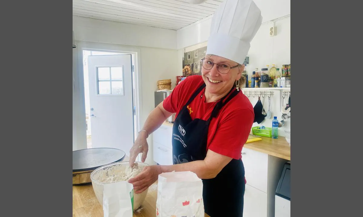 Fiskeværet Skipnes: Heimlaga flatbrød smaker godt