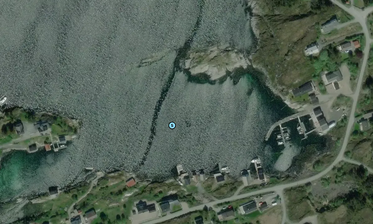 Satelite image of Fjøsbukta