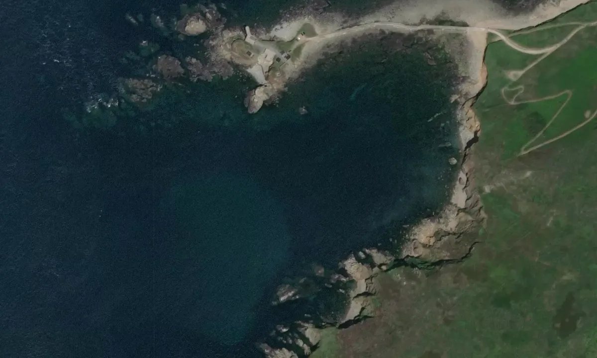 Flyfoto av Fort Clonque