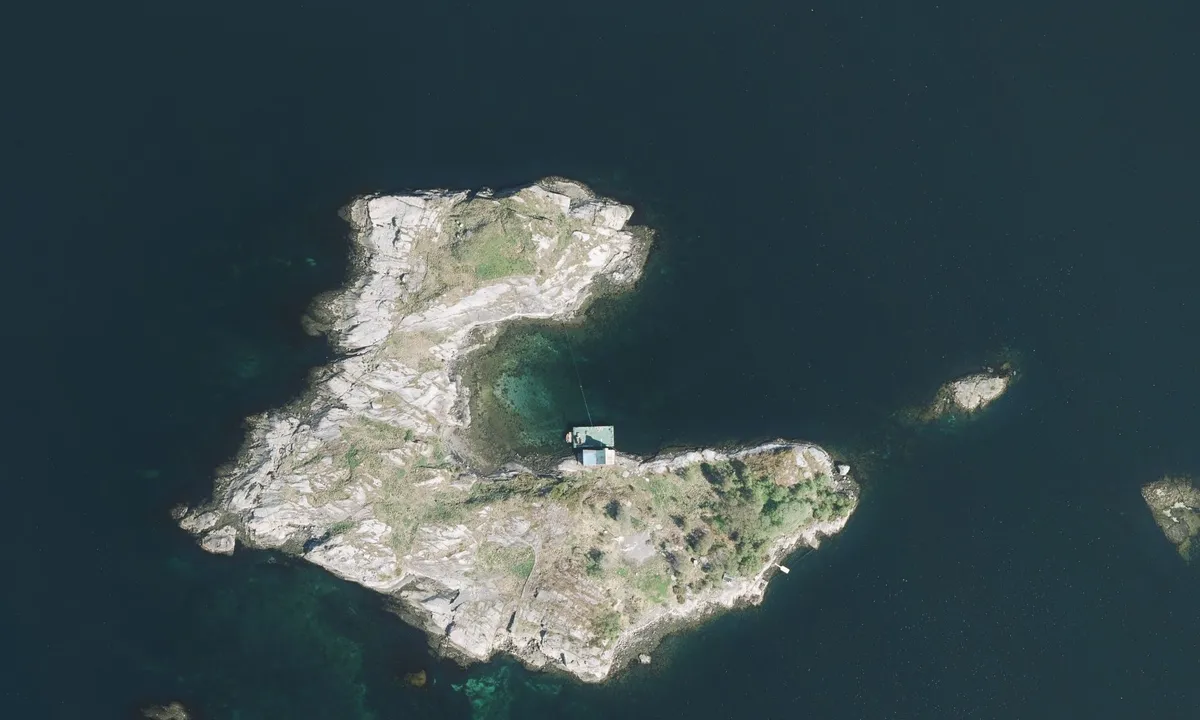 Flyfoto av Fugløya