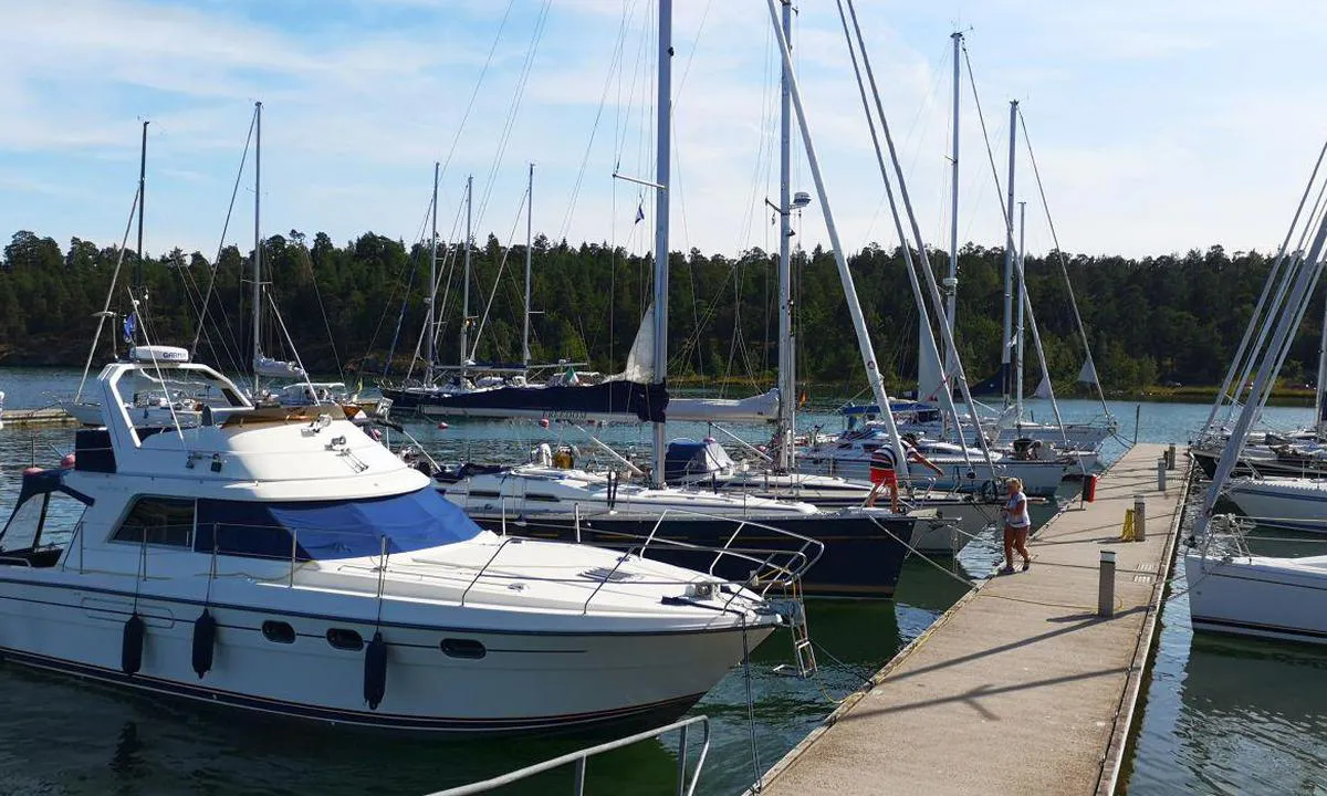 Nyköping Gästhamn: {"base": "se", "no": "Gjesthavn Nyk\u00f6ping", "se": "G\u00e4sthamn Nyk\u00f6ping", "en": "Guest Harbor Nyk\u00f6ping", "da": "G\u00e6stehavn Nyk\u00f6ping"}