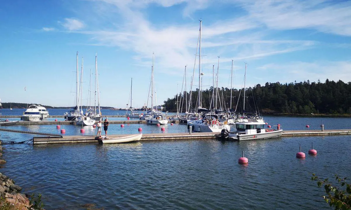 Nyköping Gästhamn: {"base": "se", "no": "Gjestehavn Nyk\u00f6ping", "se": "G\u00e4sthamn Nyk\u00f6ping", "en": "Guest Harbour Nyk\u00f6ping", "da": "G\u00e6stehavn Nyk\u00f6ping"}