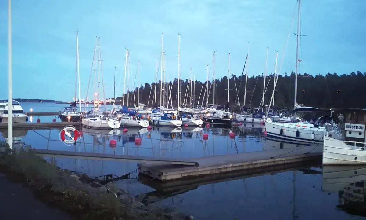Nyköping Gästhamn: {"base": "se", "no": "Gjestehavn Nyk\u00f6ping", "se": "G\u00e4sthamn Nyk\u00f6ping", "en": "Guest Harbour Nyk\u00f6ping", "da": "G\u00e6stehavn Nyk\u00f6ping"}