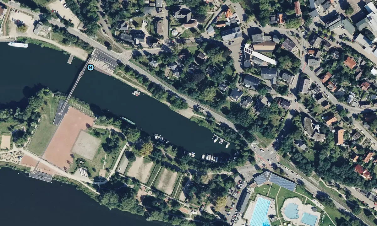 Satelite image of Geestracht Port