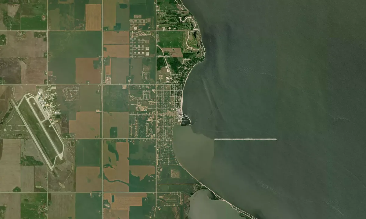 Flyfoto av Gimli Harbour Authority