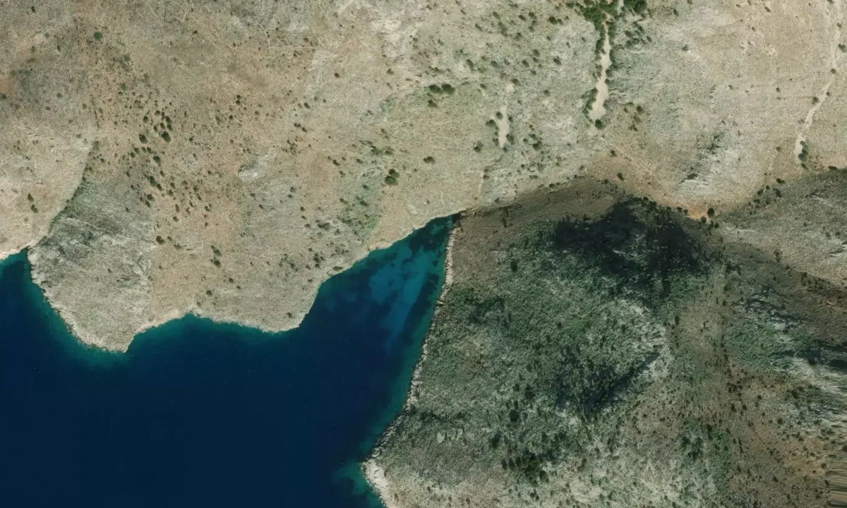 Flyfoto av Gioura