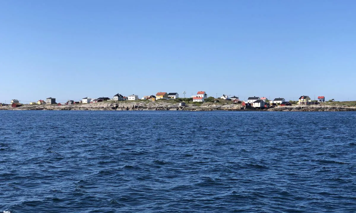 Bebyggelsen på Gjæsingen, nord på Frøya.