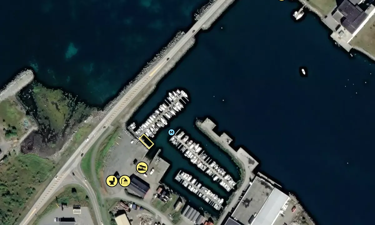 Satelite image of Gjøsund Småbåtforening