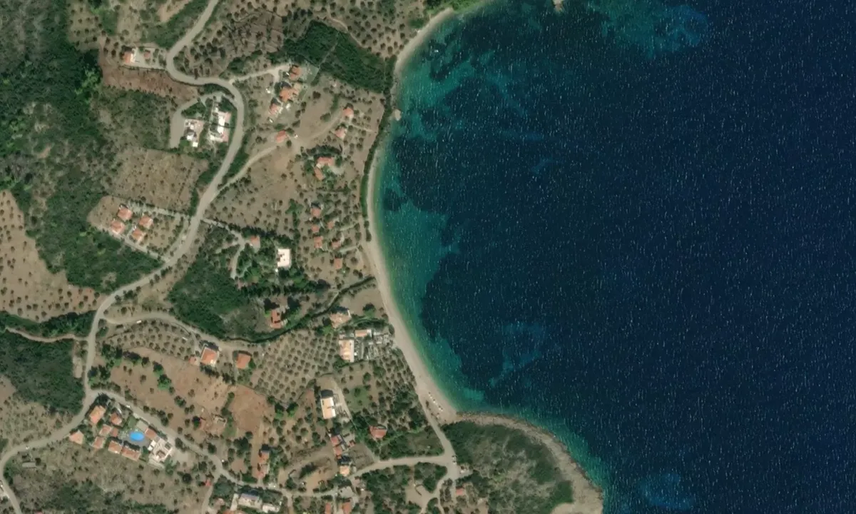 Satelite image of Glyfa Beach