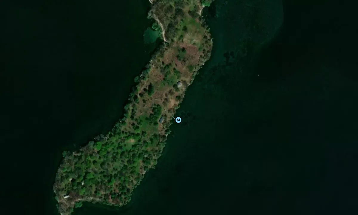 Satelite image of Gordon Island SE Docks (Parks Canada)