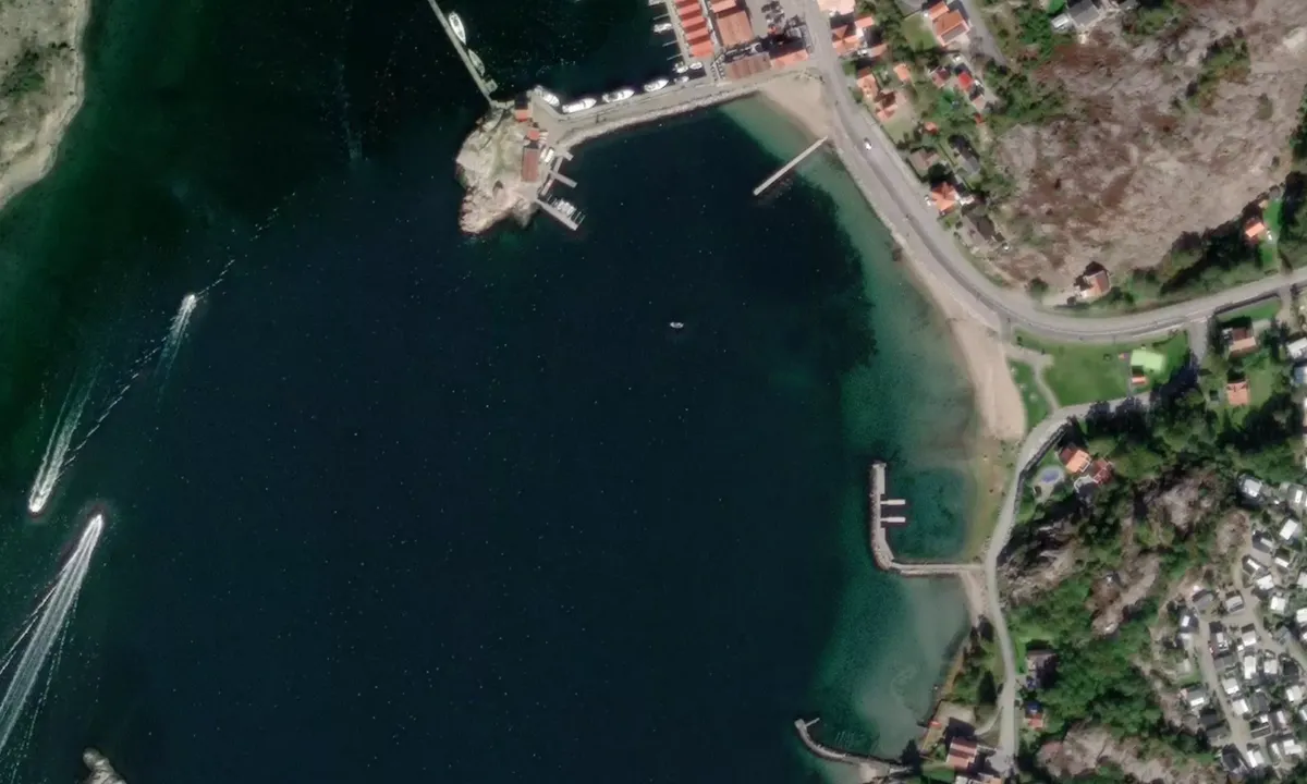 Flyfoto av Grebbestad svaiplass