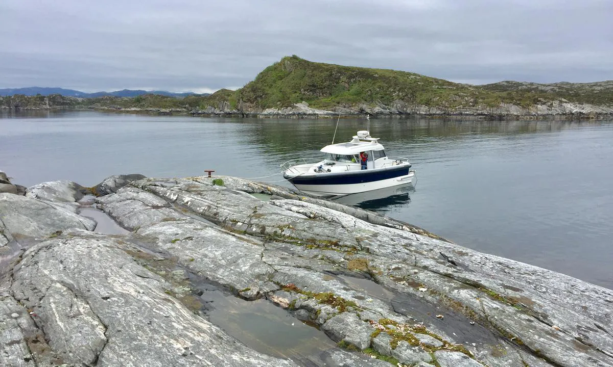 Grønøy Byrknesøy: Flotte svaberg