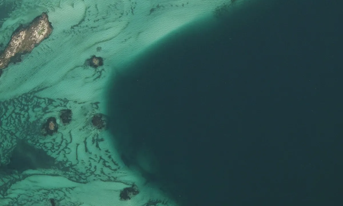 Flyfoto av Grøtsundet