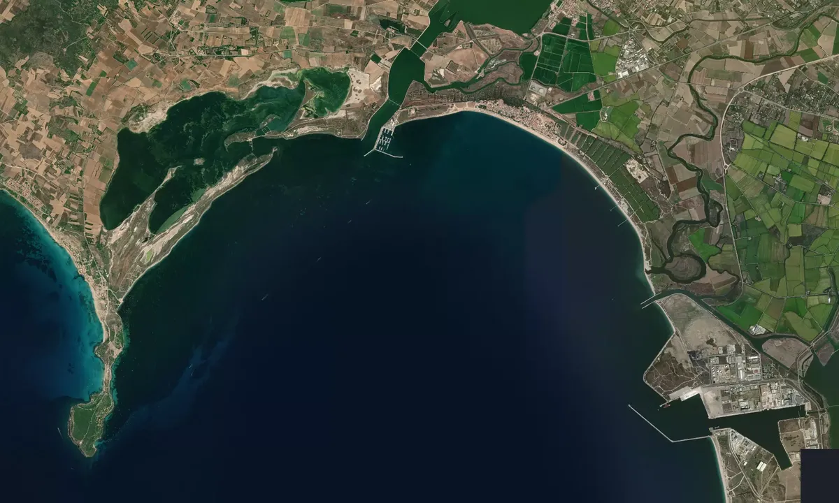 Flyfoto av Gulf of Oristano