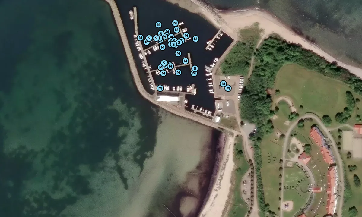 Satelite image of Hafen Glowe