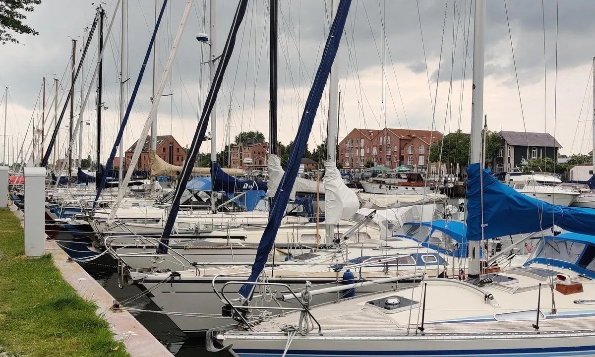 Hafen Orth: {"base": "en", "no": "Mot innersiden", "se": "Mot insidan", "en": "Towards innerside", "da": "Mod indersiden"}
