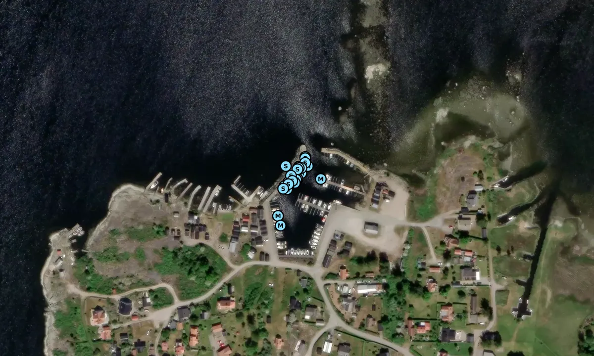 Satelite image of Hallarna