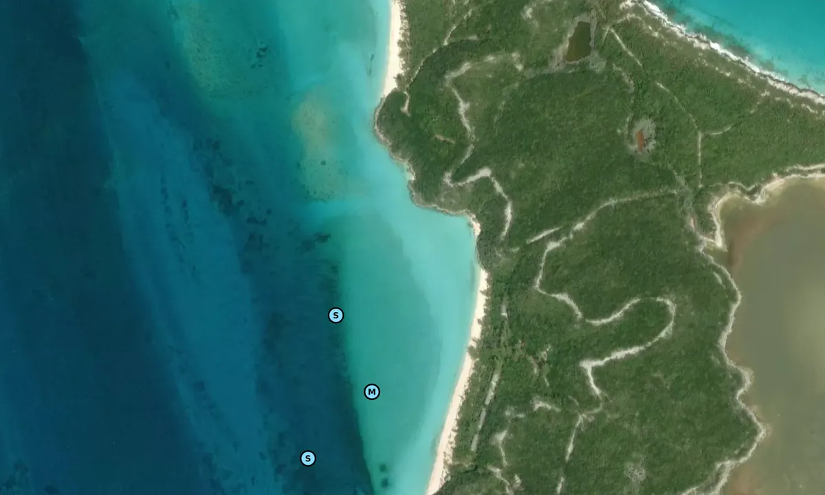 Satelite image of Halls Pond Cay NW
