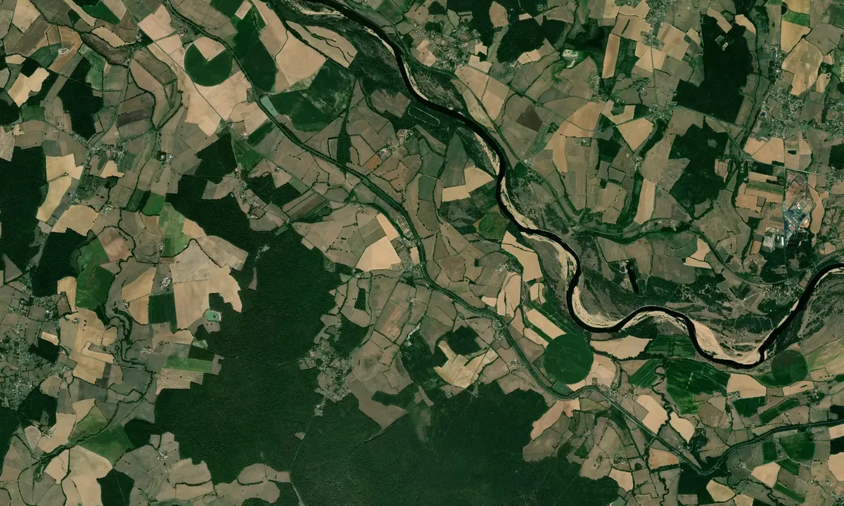 Flyfoto av Halte Nautique Fleury-sur-Loire