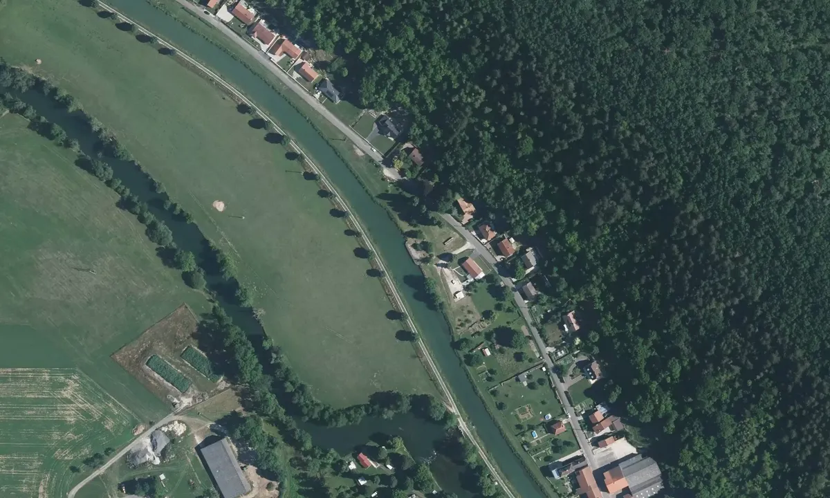Satelite image of Halte Pique Nique Vouecourt