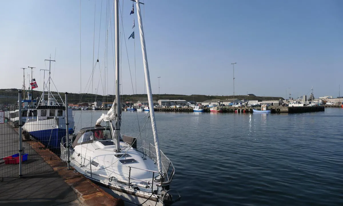 Hanstholm Havn: {"base": "en", "no": "Velkommen i dette rotet.", "se": "V\u00e4lkommen i denna oreda.", "en": "Welcome in this mess.", "da": "Velkommen i dette rod."}