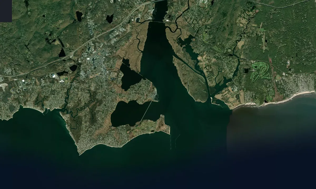 Flyfoto av Harbor One Marina