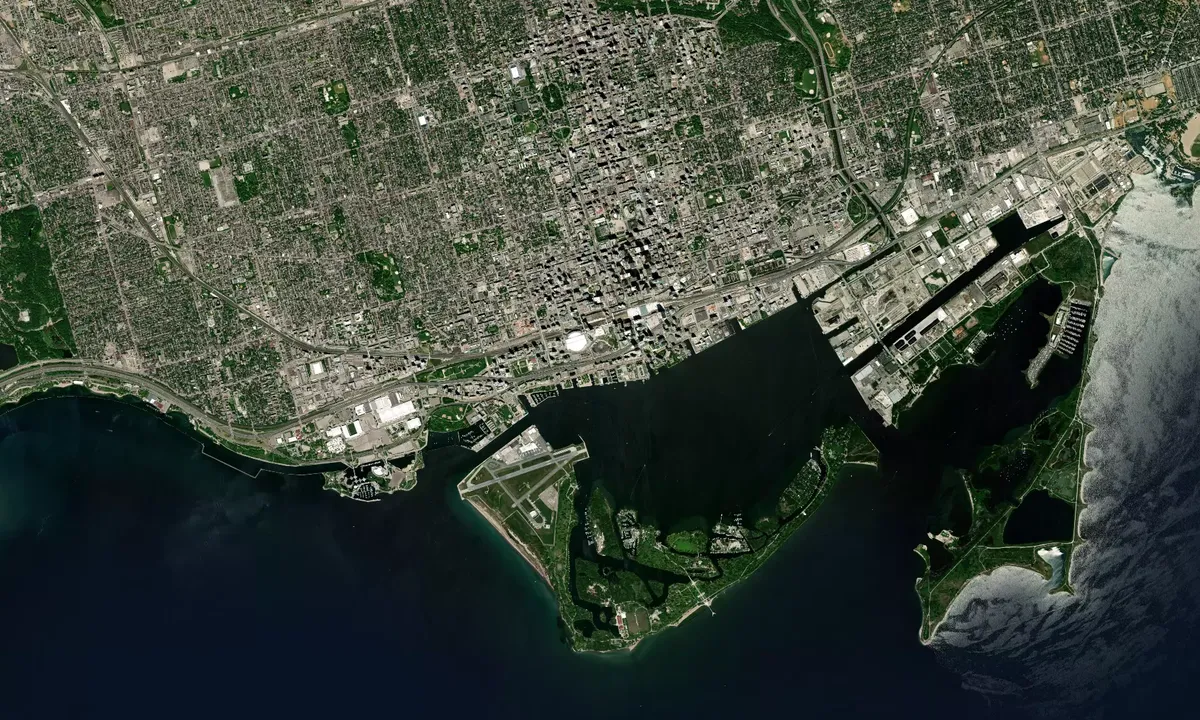 Flyfoto av Harbourfront Centre - John Quay