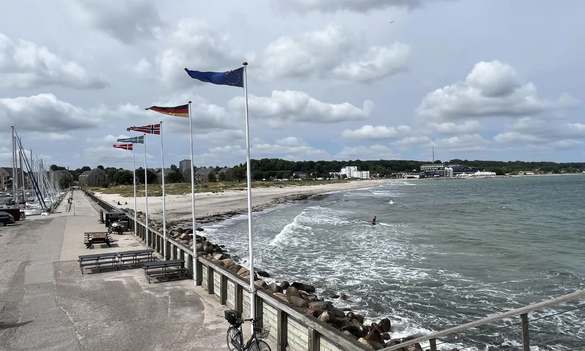 Helsingør Nordhavn: Rett vest for havna finnes en flott strand.