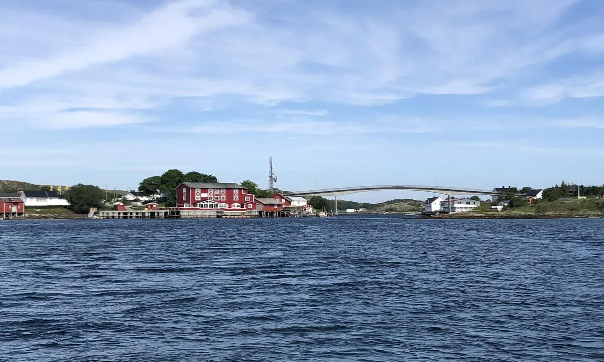 Utsikt nordover fra Herøysundet Marina.