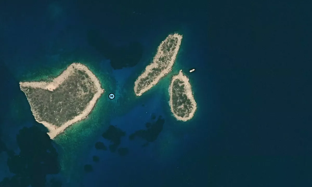 Satelite image of Heybeli Adasi (east)